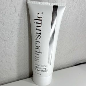 Super Smile Teeth Whitening